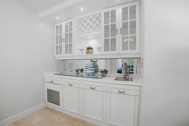 2519 Barcelona Drive, Fort Lauderdale, FL 33301