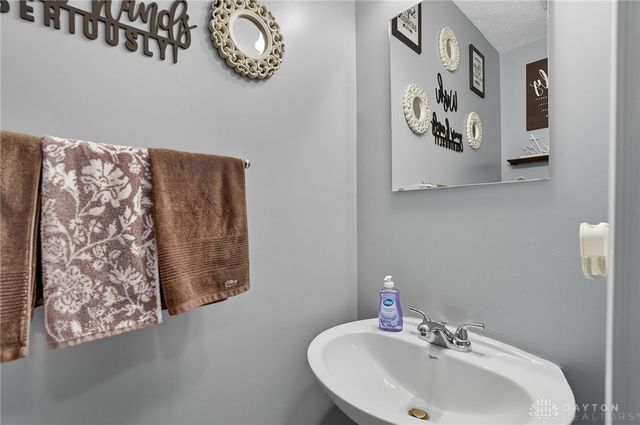 2290 Murphy Lane, Troy, OH 45373