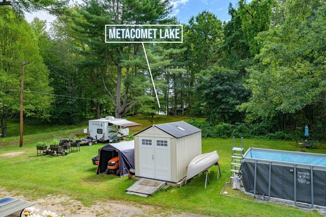 123 Metacomet St, Belchertown, MA 01007