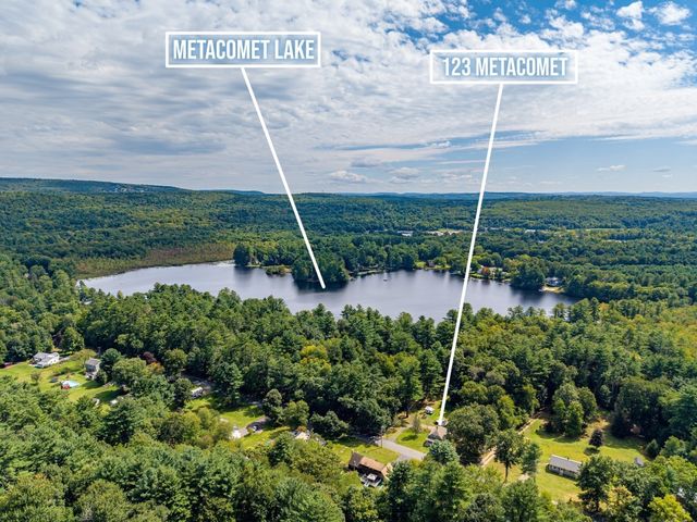 123 Metacomet St, Belchertown, MA 01007