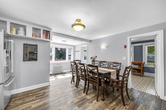 123 Metacomet St, Belchertown, MA 01007