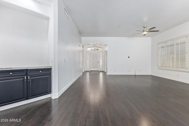 7700 E PRINCESS Drive 25, Scottsdale, AZ 85255