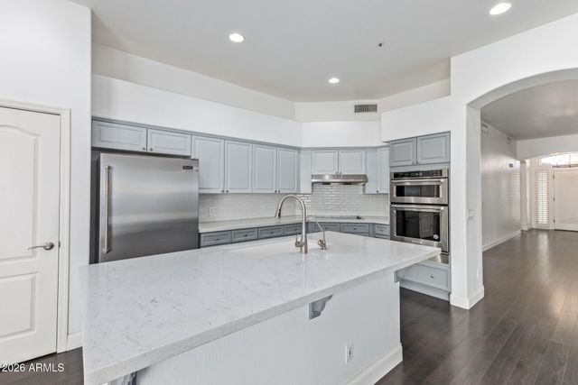 7700 E PRINCESS Drive 25, Scottsdale, AZ 85255