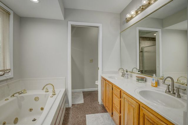 10522 Cheshire Ridge Drive, Florence, KY 41042