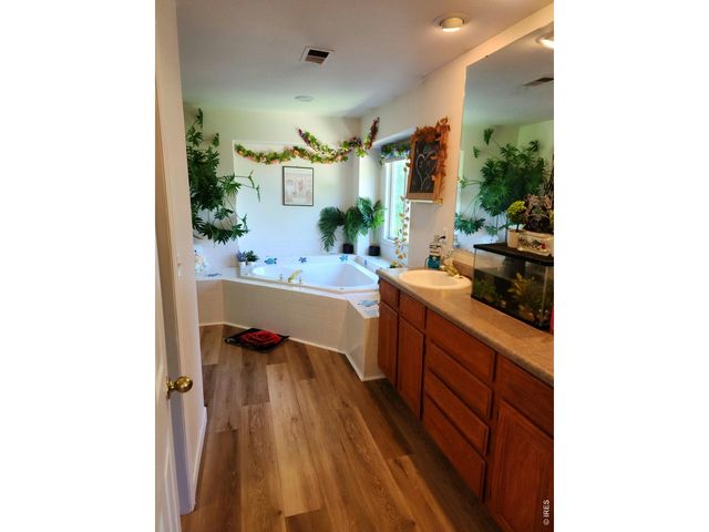 1924 Pacific Ct, Fort Collins, CO 80528