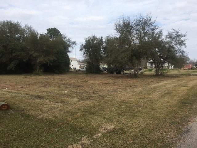 0 Moore, Hitchcock, TX 77563