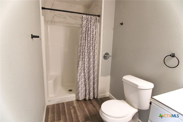 1027 County Road 274, Bertram, TX 78605