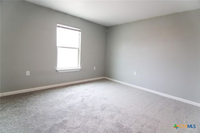 1027 County Road 274, Bertram, TX 78605