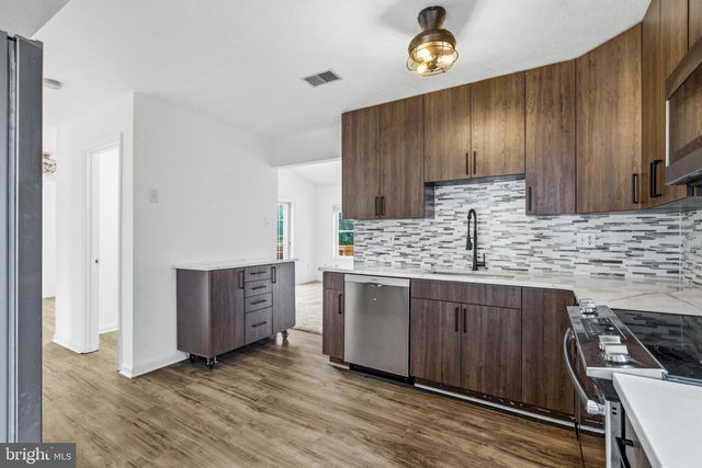 11104 WORCHESTER DR, New Market, MD 21774