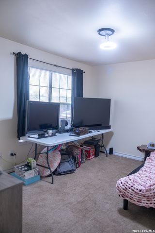 524 Indian Crossing, Jourdanton, TX 78026