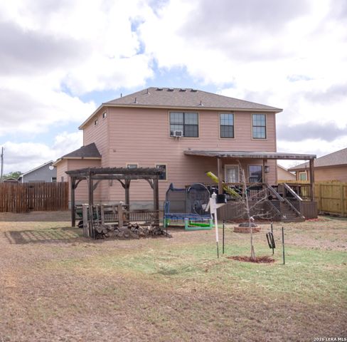524 Indian Crossing, Jourdanton, TX 78026