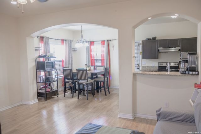 524 Indian Crossing, Jourdanton, TX 78026