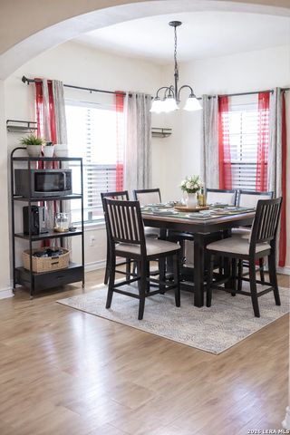 524 Indian Crossing, Jourdanton, TX 78026