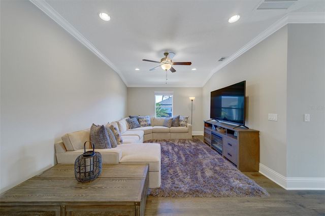 2416 FOGGY CREEK CIRCLE, Clearwater, FL 33764