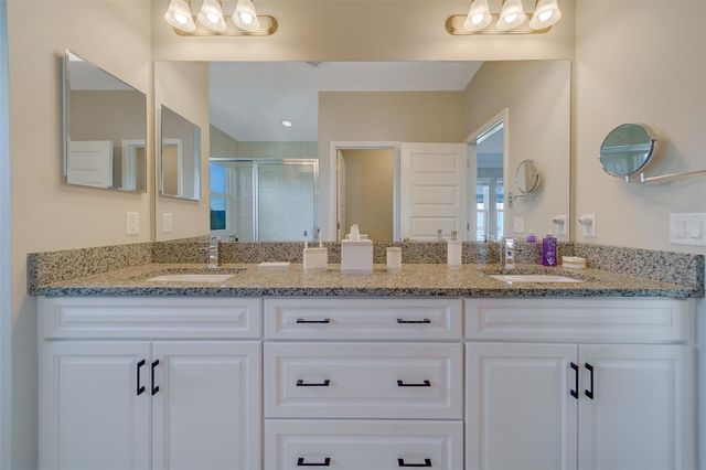 2416 FOGGY CREEK CIRCLE, Clearwater, FL 33764