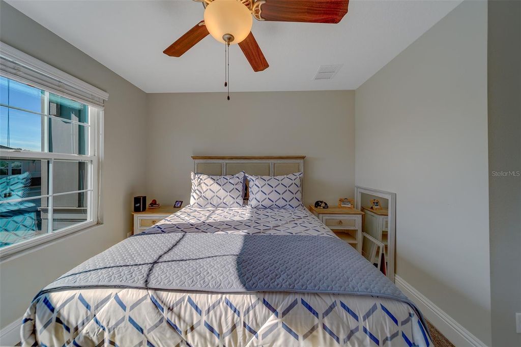 Image 33 of property listing at 2416 FOGGY CREEK CIRCLE, Clearwater, FL 33764