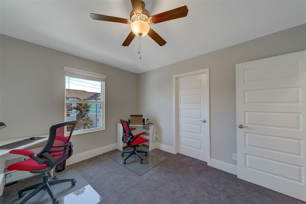 Image 38 of property listing at 2416 FOGGY CREEK CIRCLE, Clearwater, FL 33764