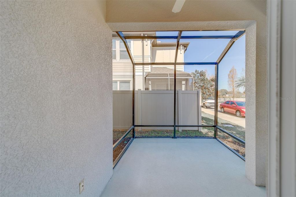 Image 50 of property listing at 2416 FOGGY CREEK CIRCLE, Clearwater, FL 33764