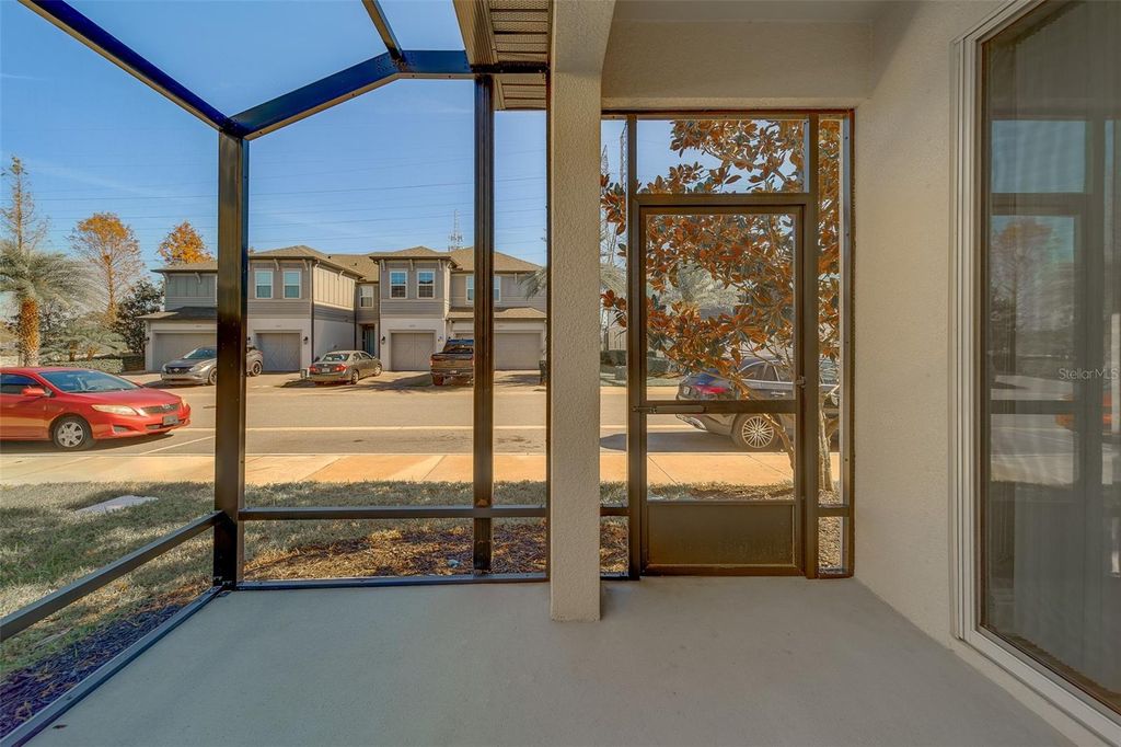 Image 52 of property listing at 2416 FOGGY CREEK CIRCLE, Clearwater, FL 33764