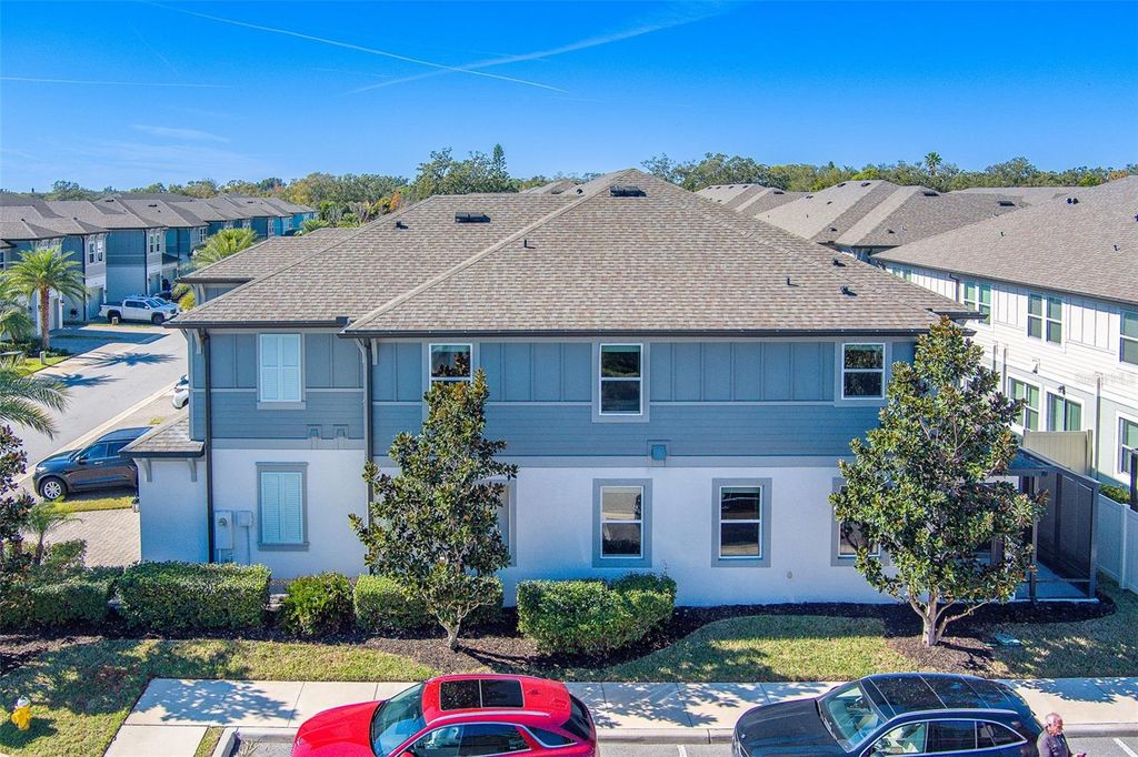 Image 60 of property listing at 2416 FOGGY CREEK CIRCLE, Clearwater, FL 33764