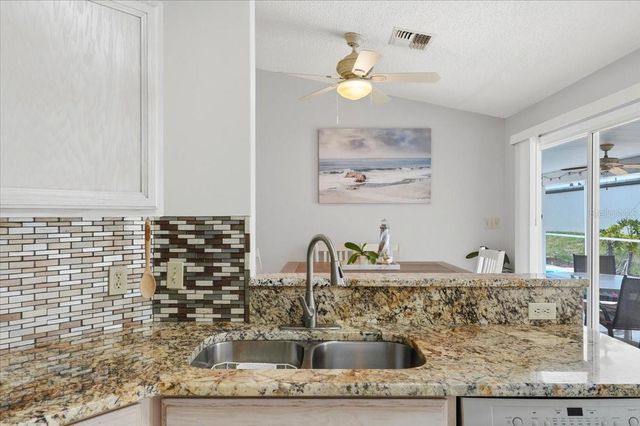 1001 CANARY CIRCLE S, Lakeland, FL 33809