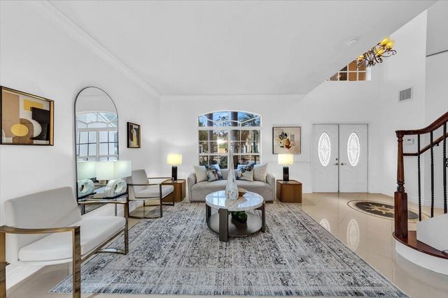 13702 NW 10th Ct, Pembroke Pines, FL 33028