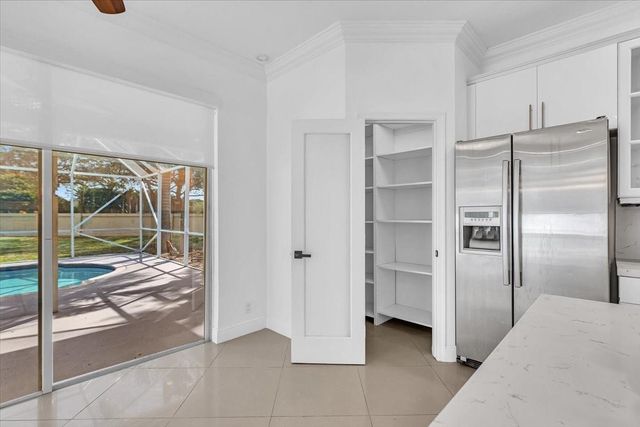 13702 NW 10th Ct, Pembroke Pines, FL 33028