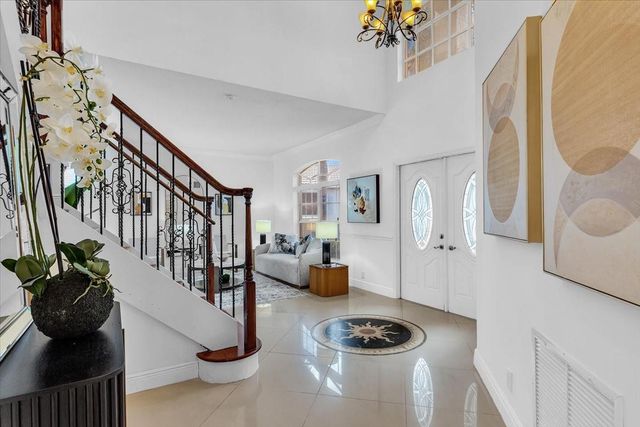 13702 NW 10th Ct, Pembroke Pines, FL 33028