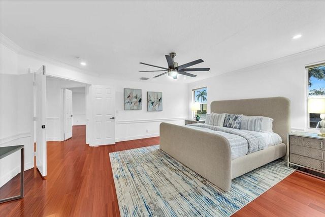 13702 NW 10th Ct, Pembroke Pines, FL 33028