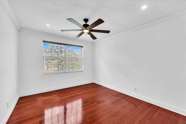 13702 NW 10th Ct, Pembroke Pines, FL 33028