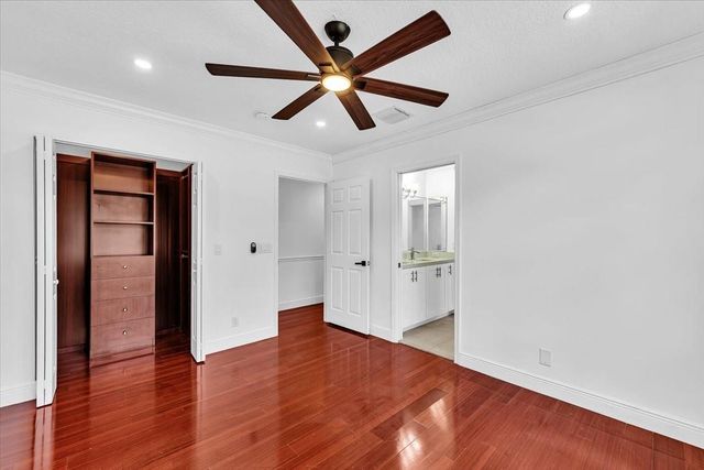 13702 NW 10th Ct, Pembroke Pines, FL 33028