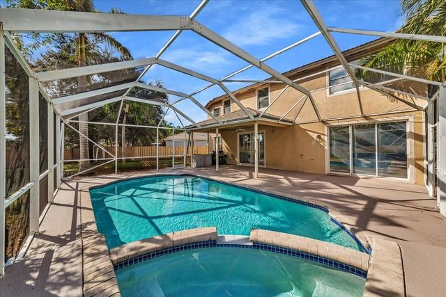 13702 NW 10th Ct, Pembroke Pines, FL 33028