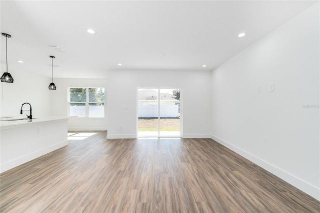 1891 VAN ALLEN CIRCLE, Deltona, FL 32738