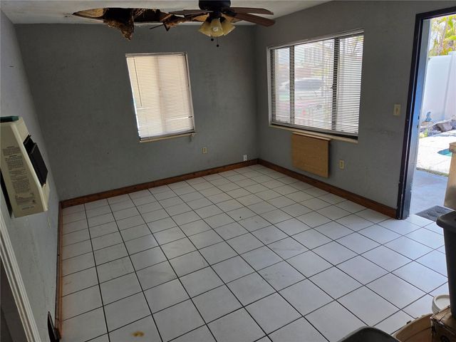 580 BAY ESPLANADE, Clearwater Beach, FL 33767