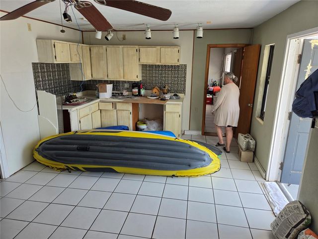 580 BAY ESPLANADE, Clearwater Beach, FL 33767