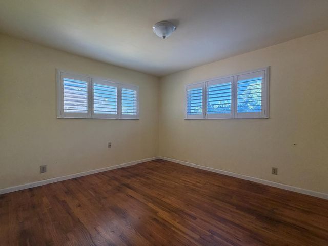 1813 Enslen Ave, Modesto, CA 95350
