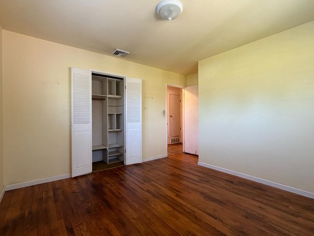 1813 Enslen Ave, Modesto, CA 95350