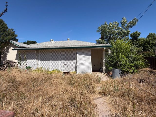 1813 Enslen Ave, Modesto, CA 95350