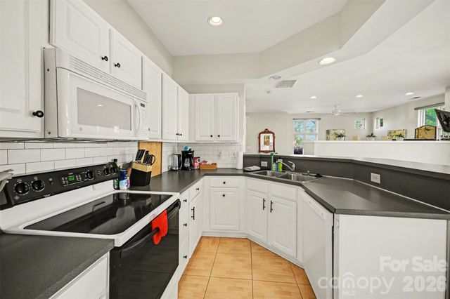 701 E 8th Street, Charlotte, NC 28202