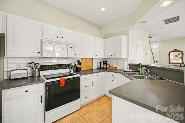 701 E 8th Street, Charlotte, NC 28202