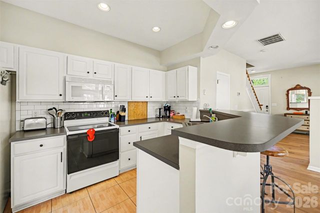 701 E 8th Street, Charlotte, NC 28202