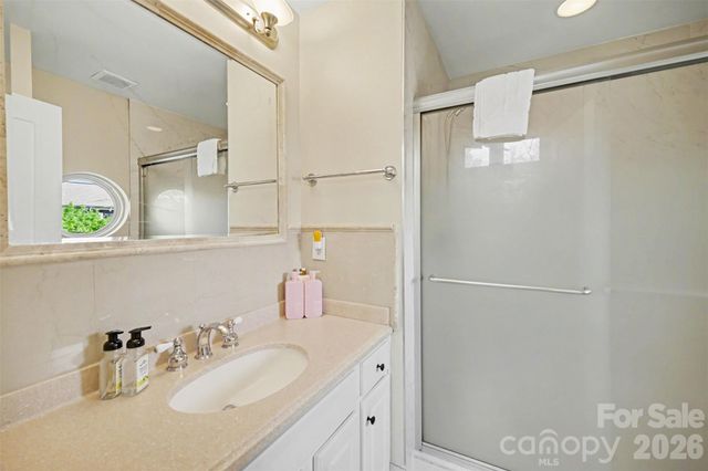 701 E 8th Street, Charlotte, NC 28202