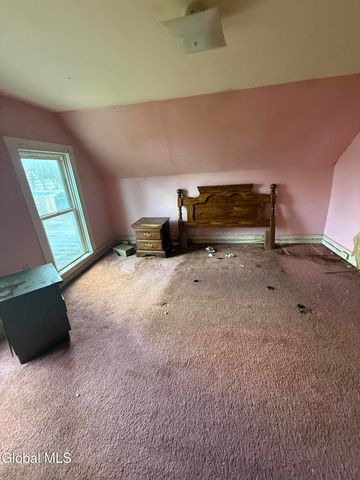 19 Matthew Street, Johnstown, NY 12095