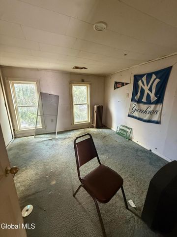 19 Matthew Street, Johnstown, NY 12095