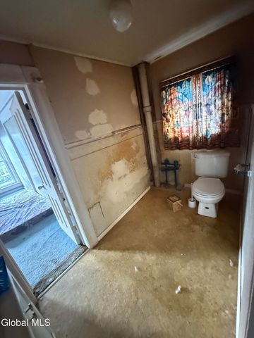 19 Matthew Street, Johnstown, NY 12095