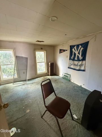 19 Matthew Street, Johnstown, NY 12095