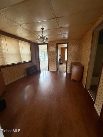 19 Matthew Street, Johnstown, NY 12095