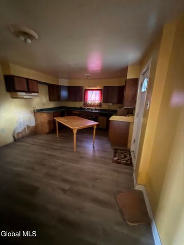 19 Matthew Street, Johnstown, NY 12095