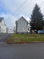 19 Matthew Street, Johnstown, NY 12095