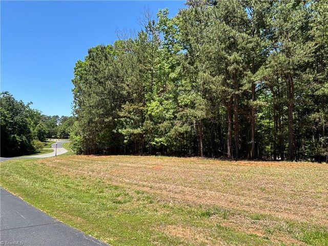 1348 Starboard Reach, Lexington, NC 27292